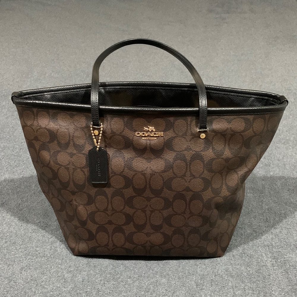 COACH Signature Street Tote - Large bag